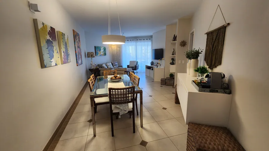 Pé na Areia com Vista Mar e 3 Dormitórios